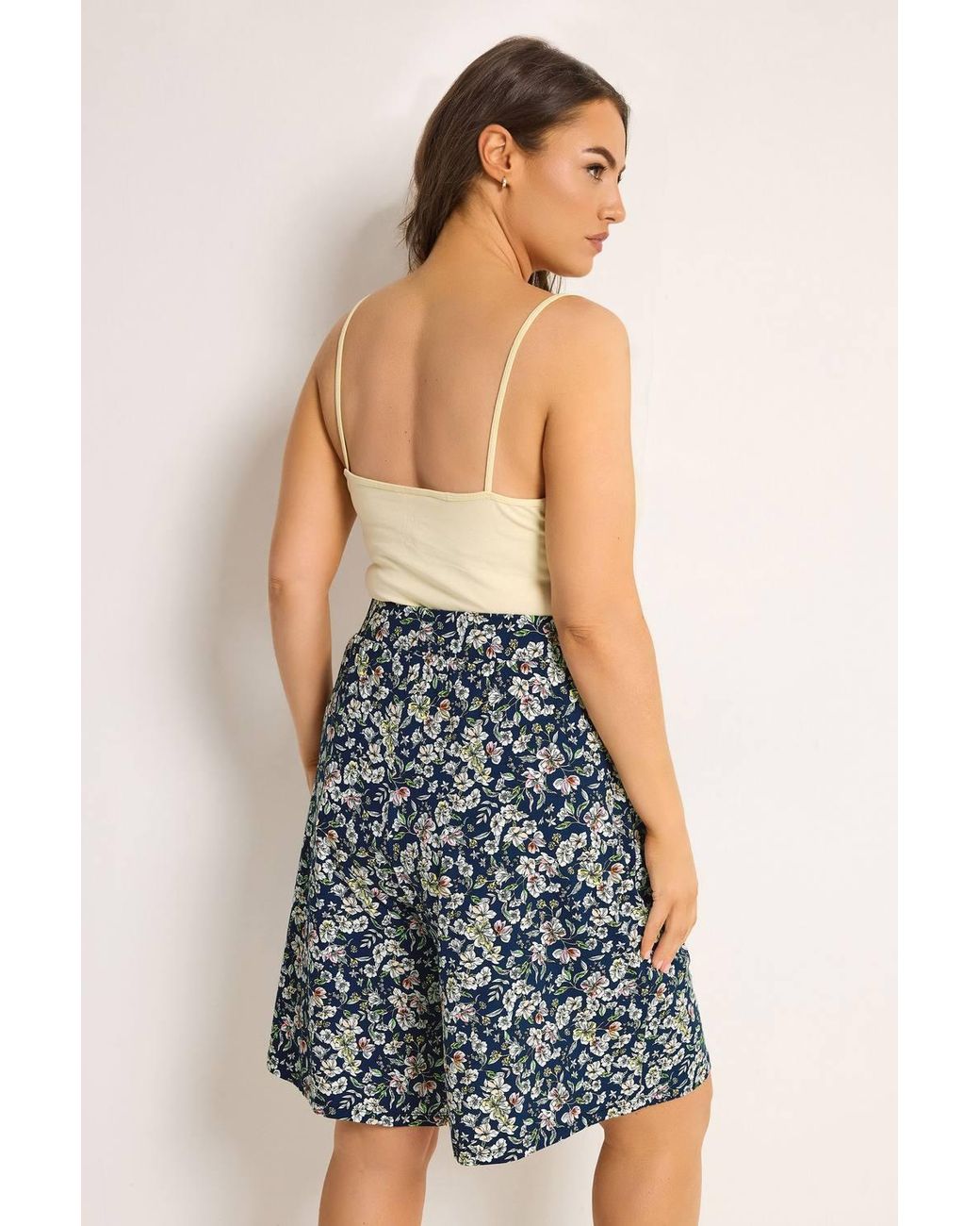 Yours Blue Ditsy Floral Shorts