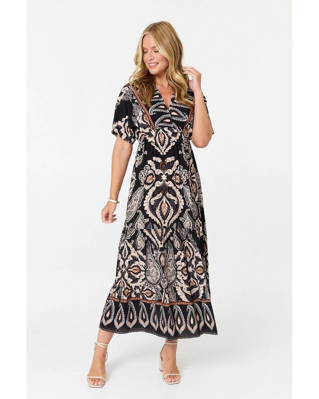 Izabel London White Paisley Relaxed 1/2 Sleeve Maxi Dress