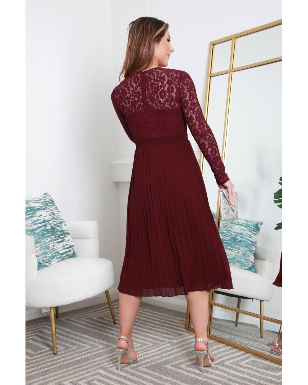 Double Second Red Long Sleeve Lace Pleated Dress