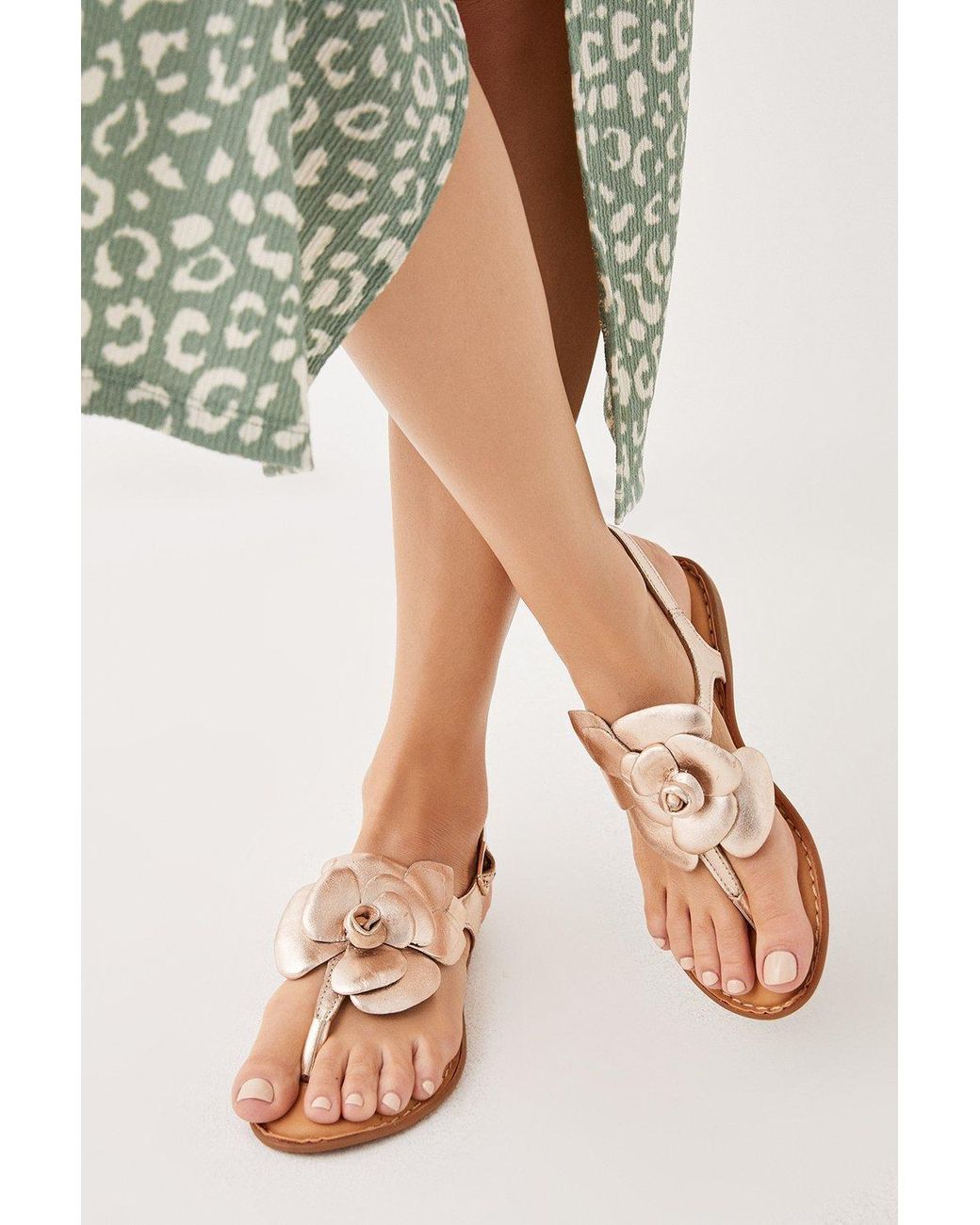 Oasis flower flip flops sale