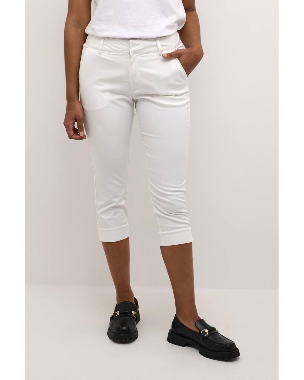Kaffe Natural Lea Capri Slim Regular Waist Trousers