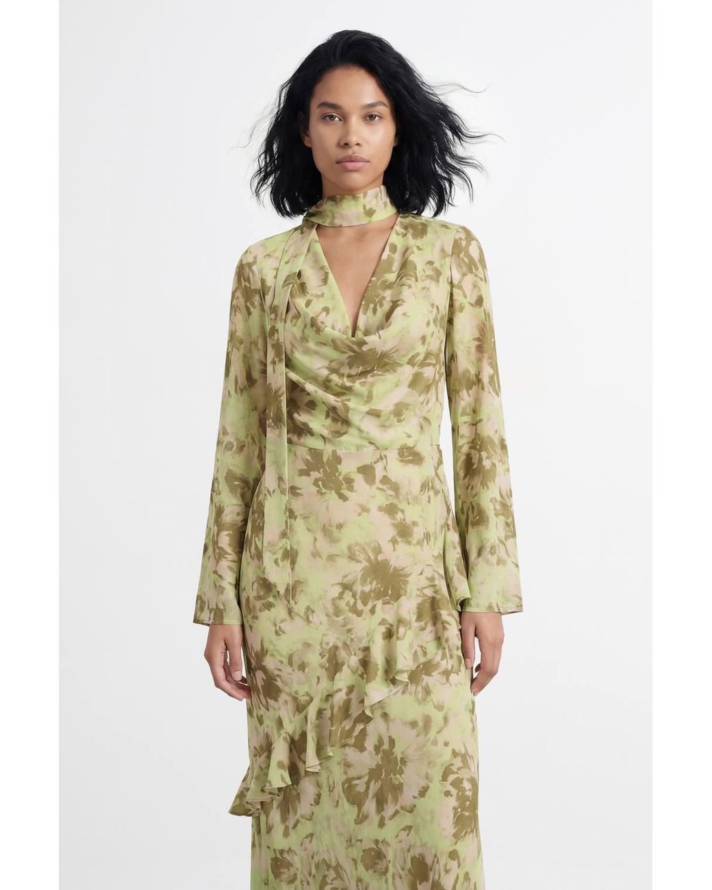 Warehouse Multicolor Petite Long Sleeve Cowl Neck Floral Print Ruffle Detail Maxi Dress