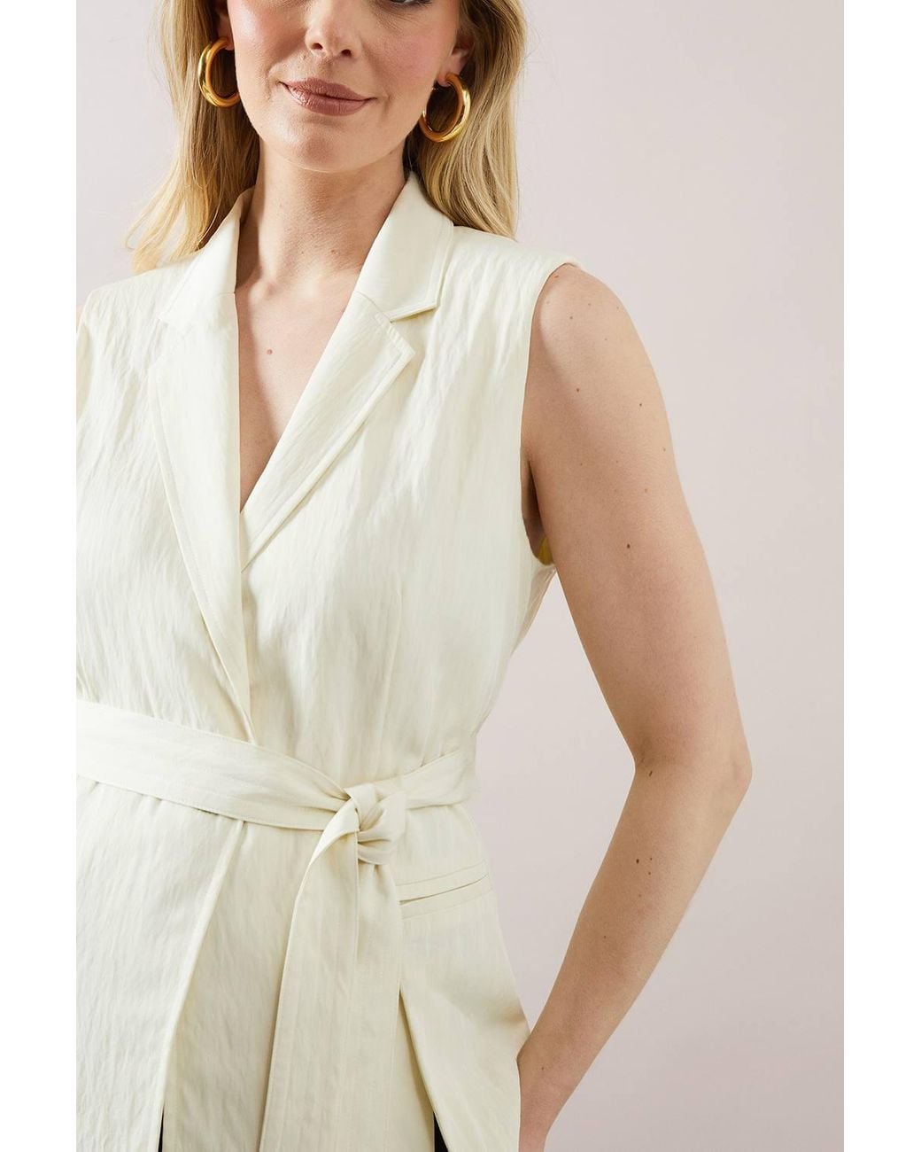 Wallis White Sleeveless Belted Waistcoat
