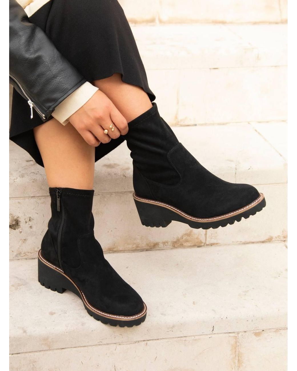 Linzi Black Trish Faux Suede Wedged Heel Ankle Boot