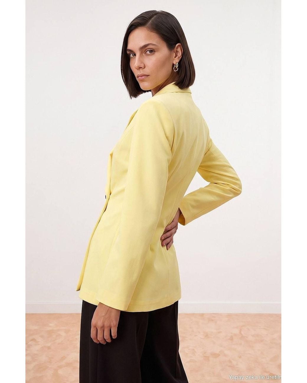 Dilvin Yellow Jacket