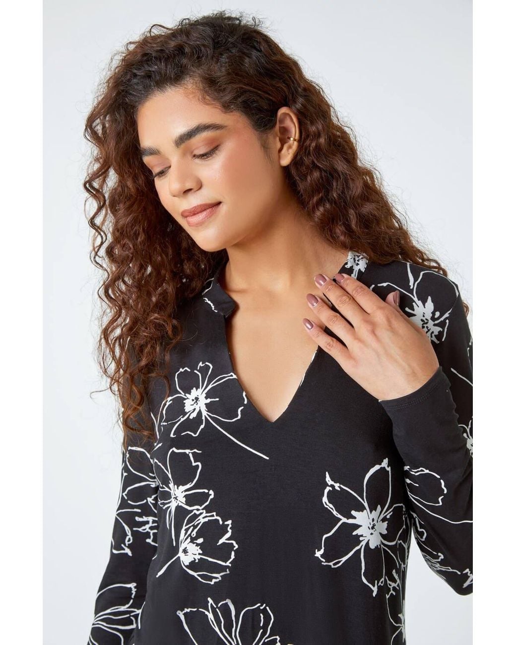 Roman Black Floral Print Chiffon Hem Stretch Top