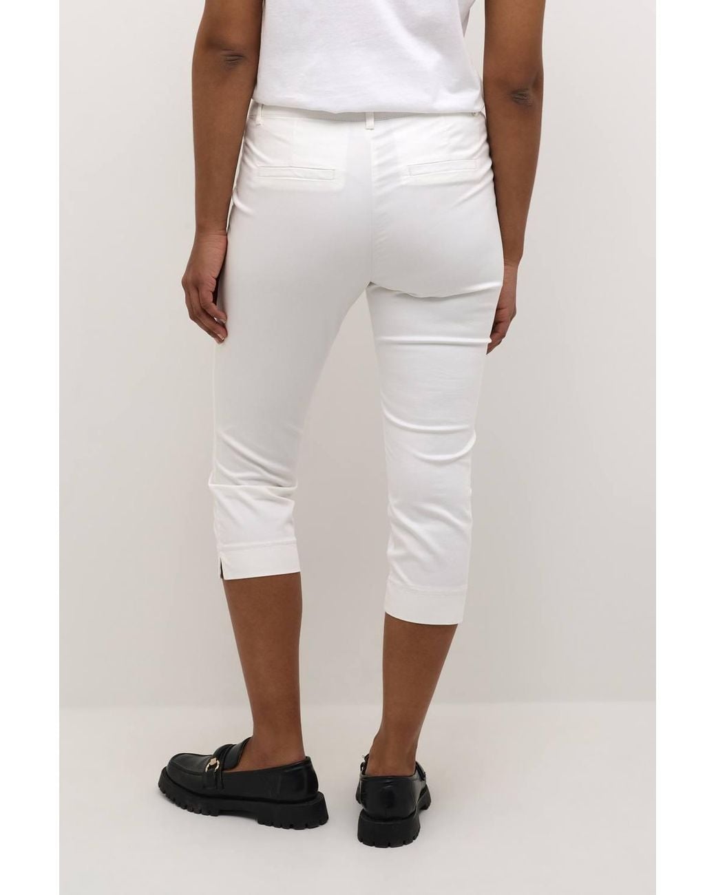 Kaffe Natural Lea Capri Slim Regular Waist Trousers