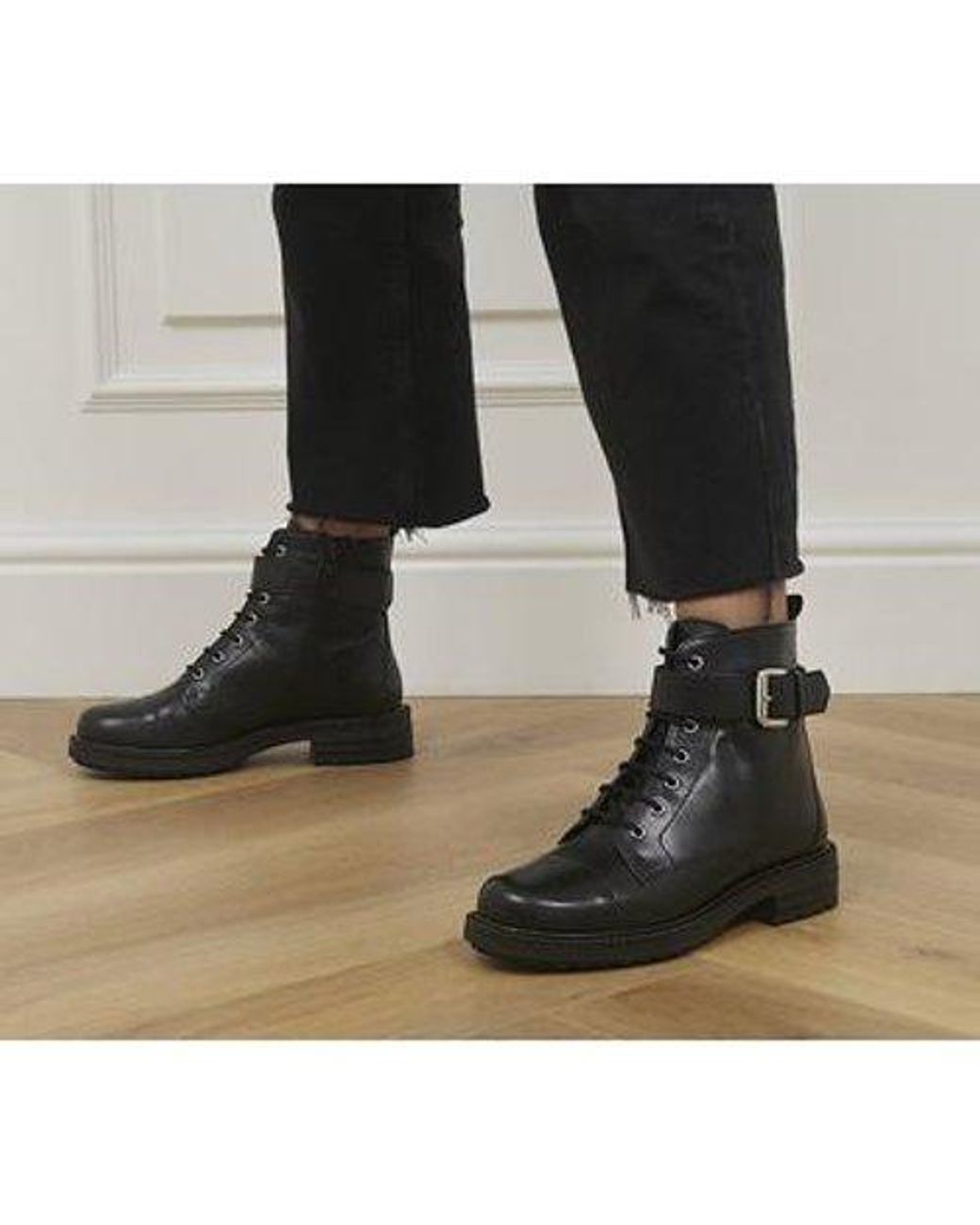 office buckle boots