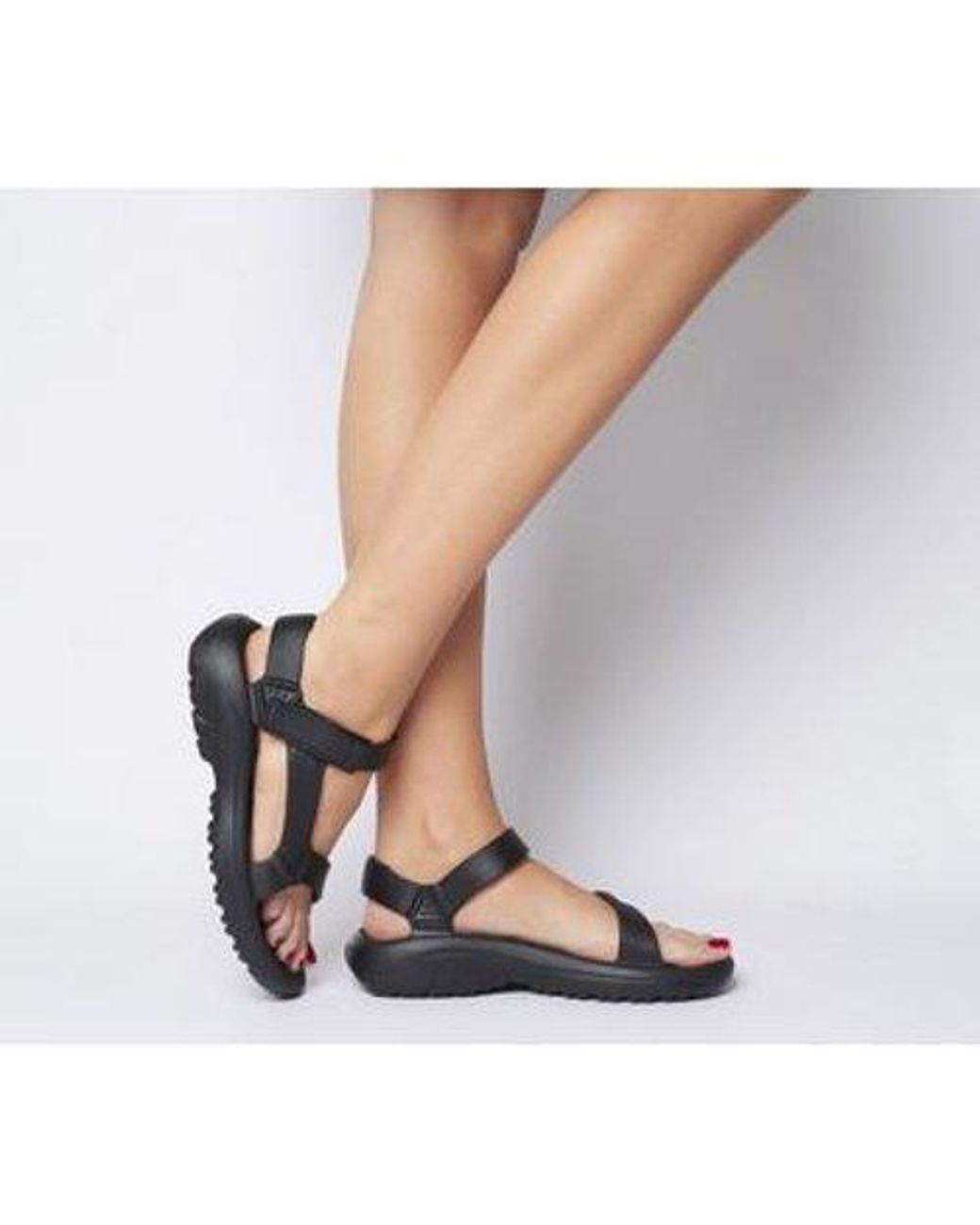 teva hurricane drift outfit