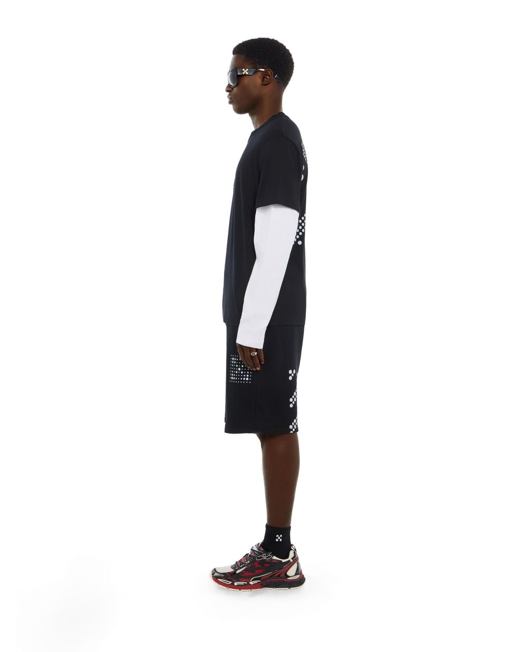 Off-White c/o Virgil Abloh Black Dotted Arrow Double Sleeve Regular Long Sleeve T-Shirt for men