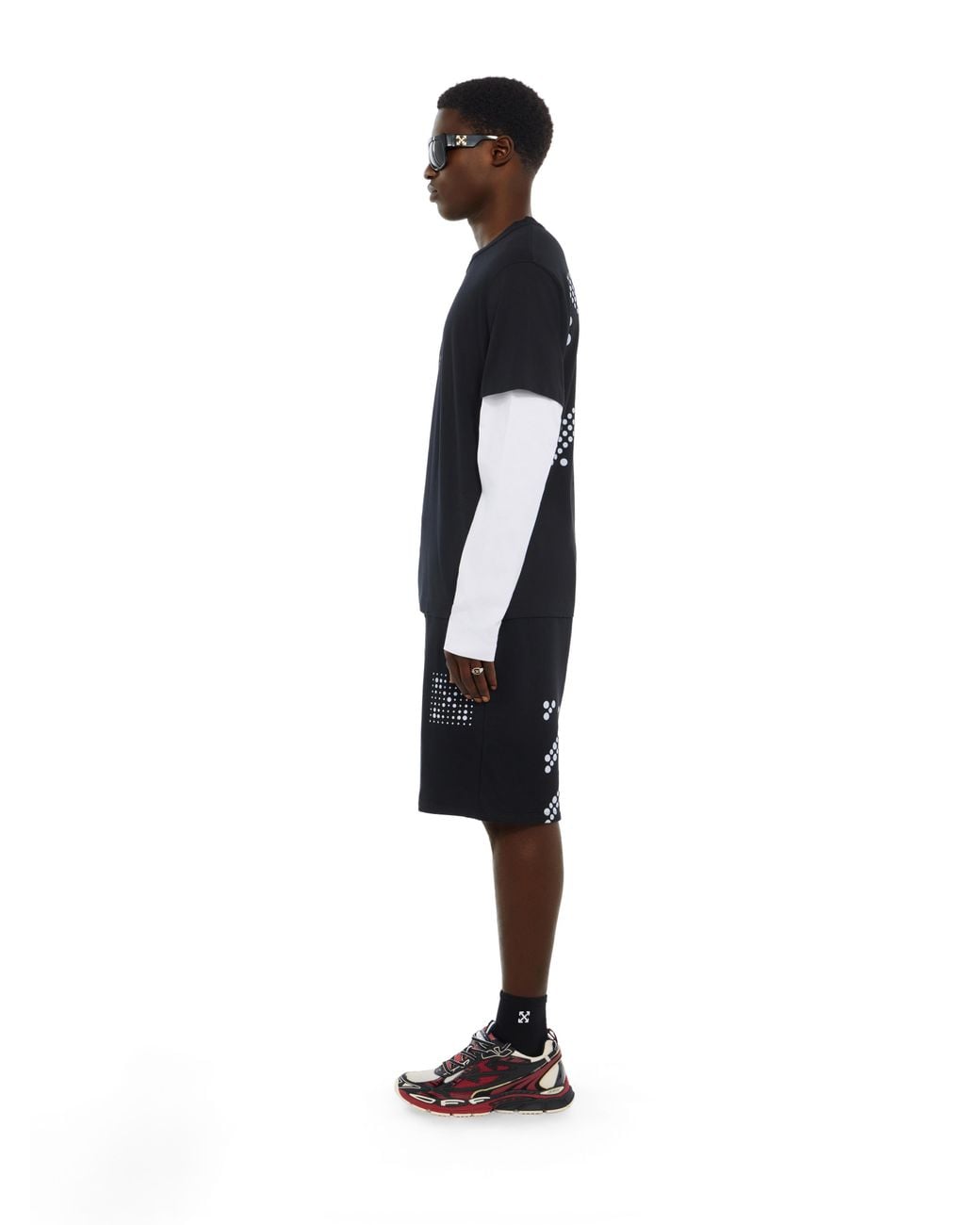 Off-White c/o Virgil Abloh Black Dotted Arrow Skate Sweatshorts for men