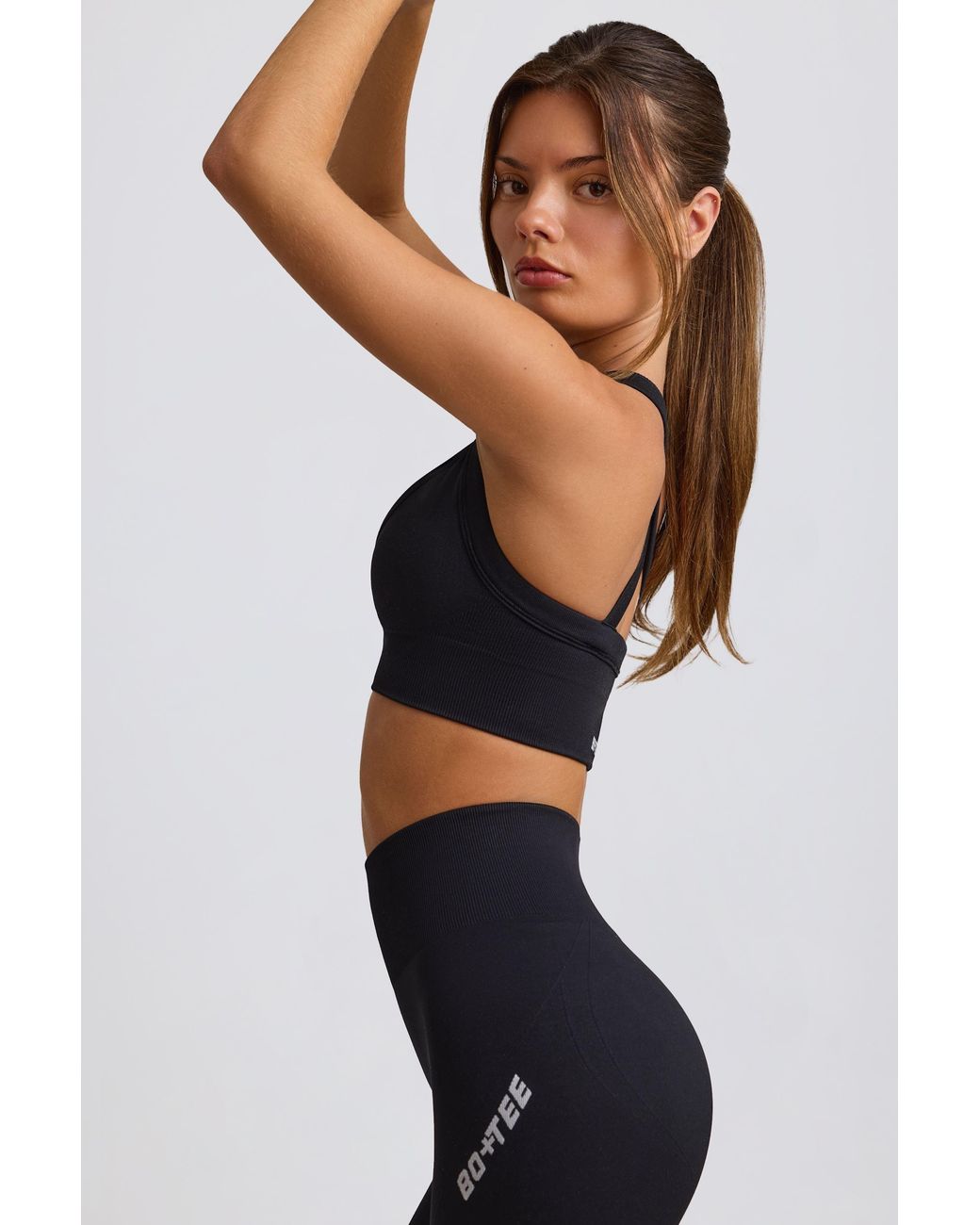 BO+TEE Black Super Sculpt Seamless Crossback Sports Bra