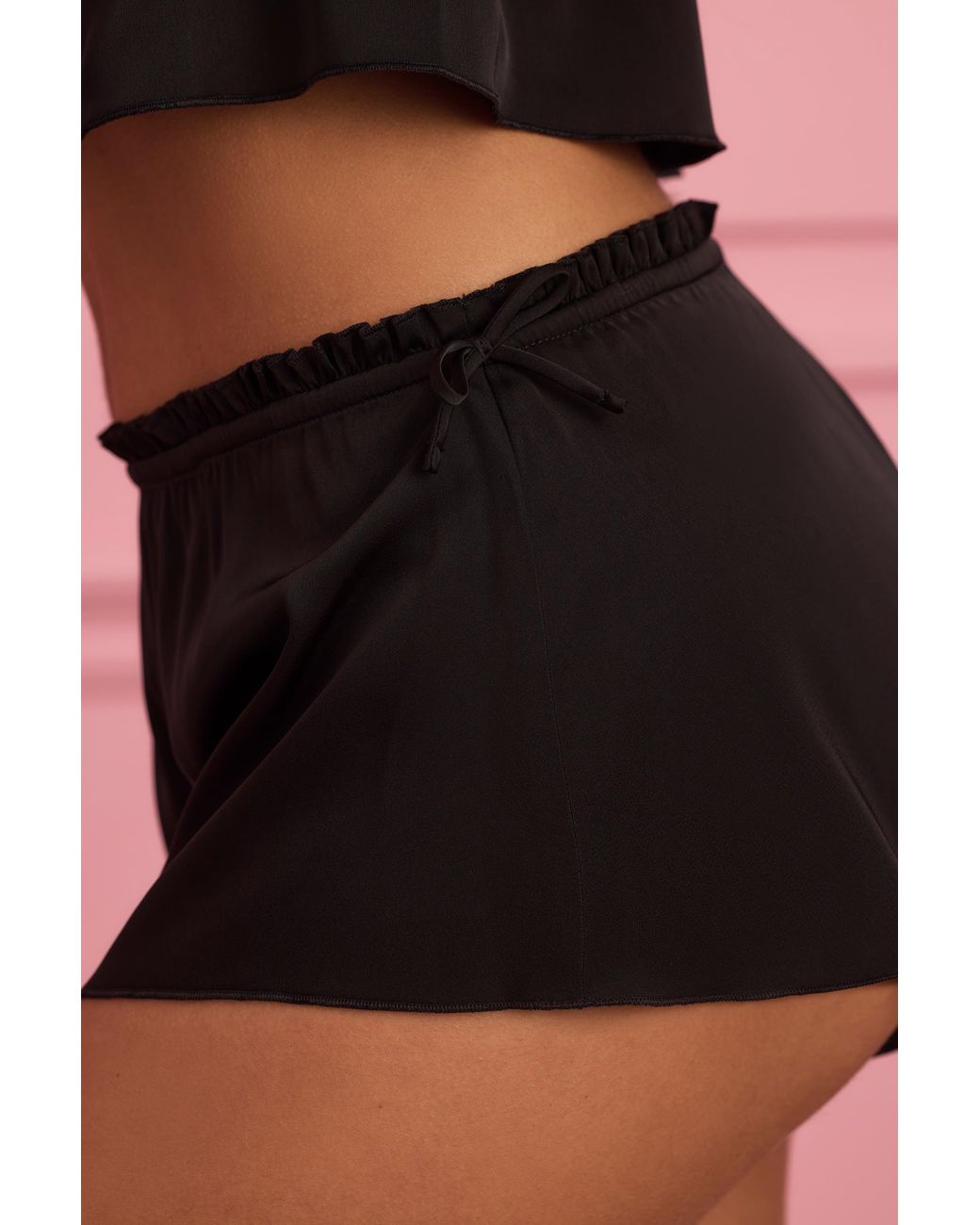 Oh Polly Black Mid-Rise Flared Shorts