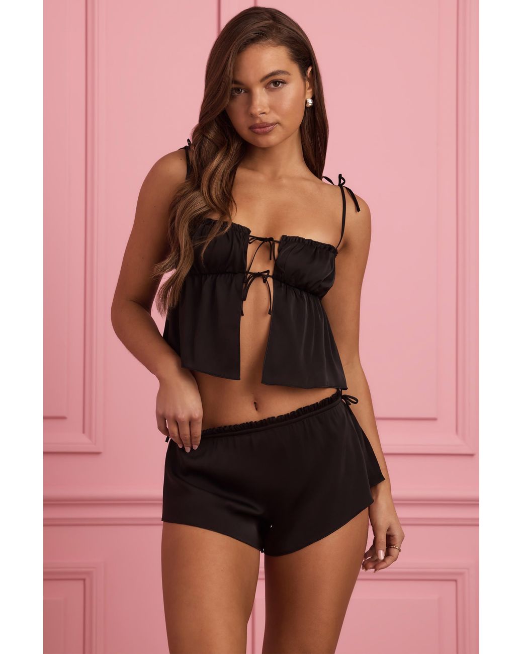 Oh Polly Black Mid-Rise Flared Shorts