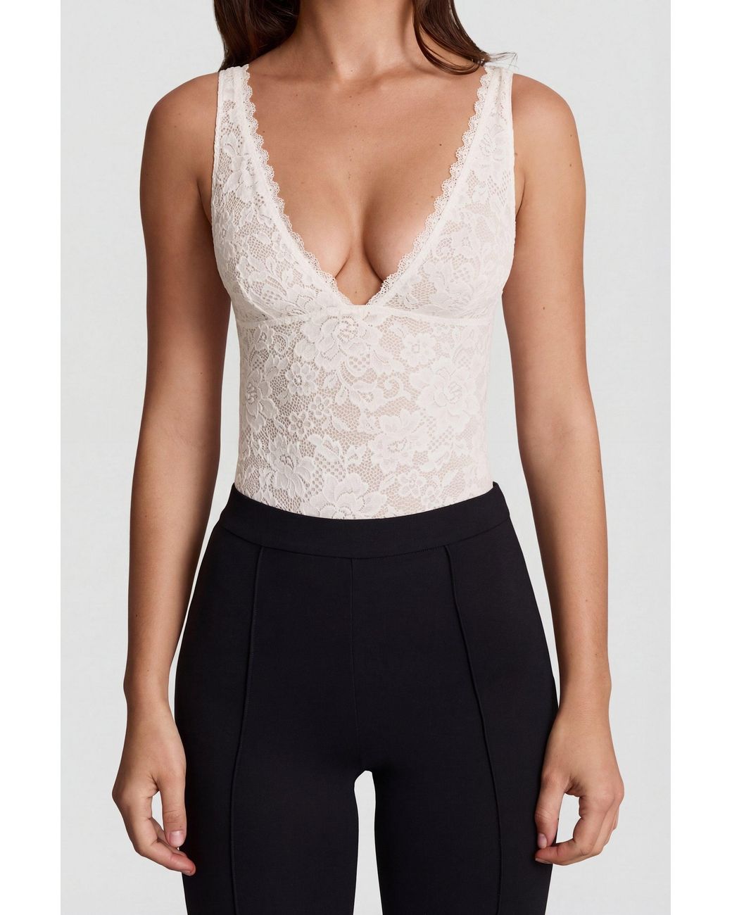 Oh Polly White Sheer Lace Scalloped Plunge-Neck Bodysuit