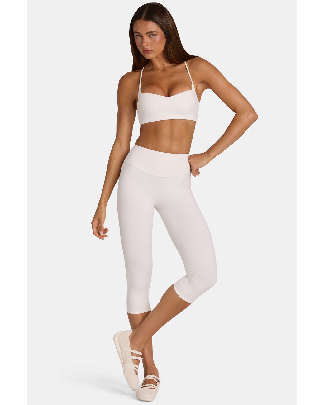 BO+TEE White Soft Active Capri Leggings