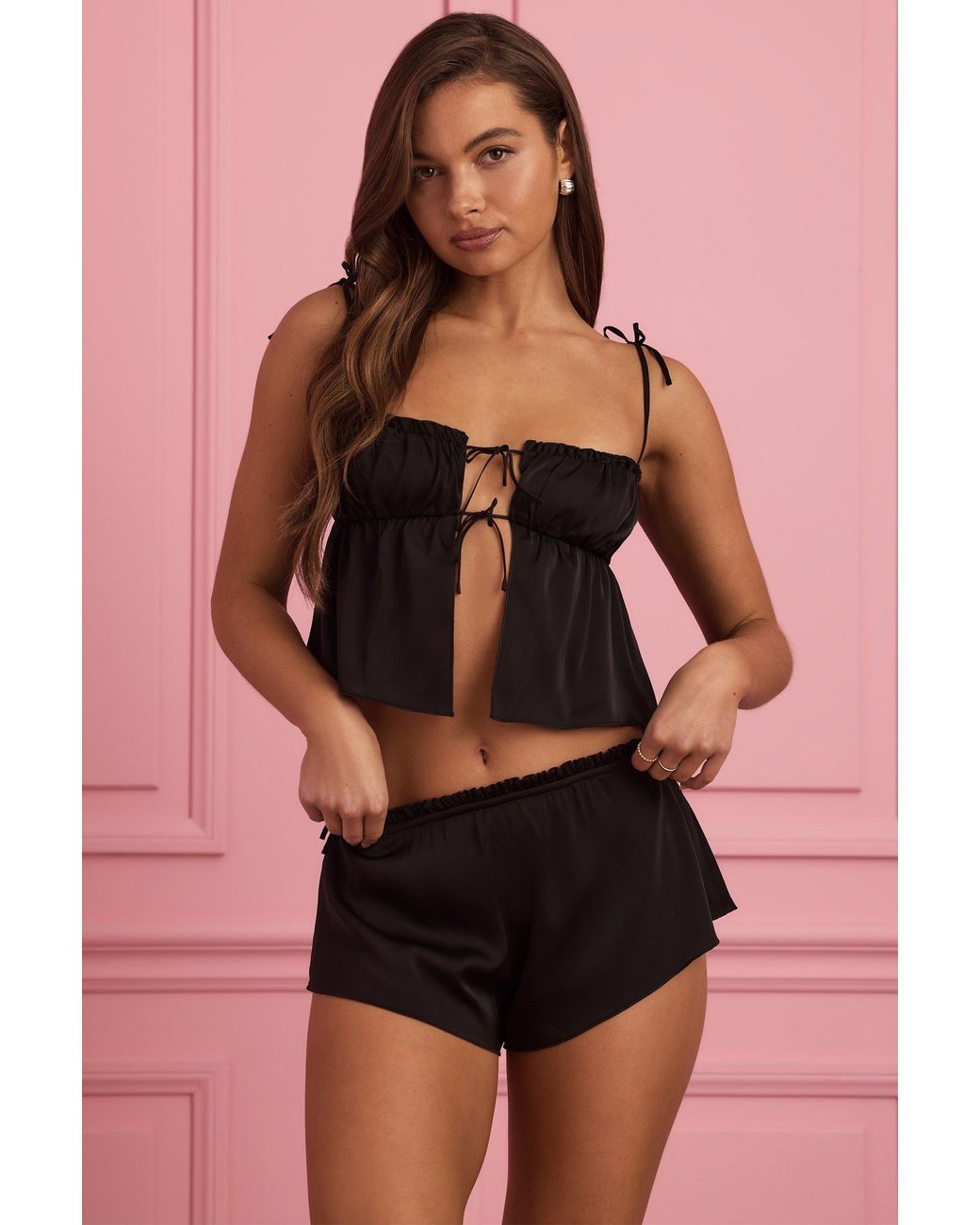 Oh Polly Black Mid-Rise Flared Shorts