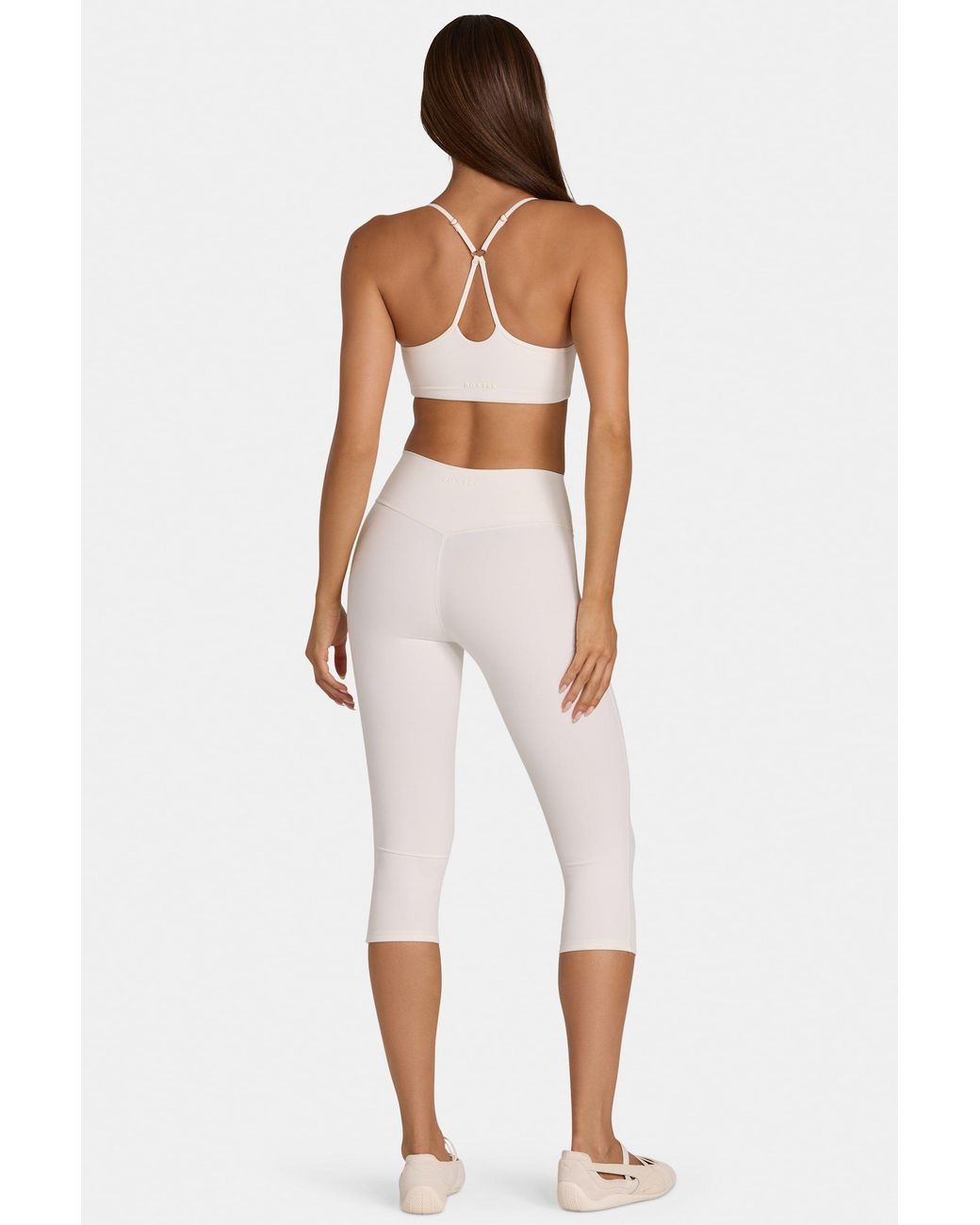 BO+TEE White Soft Active Capri Leggings