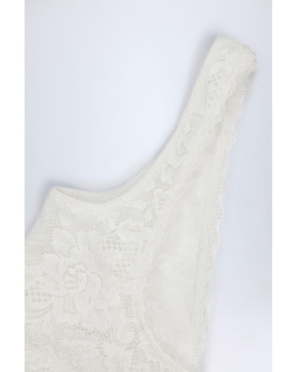 Oh Polly White Sheer Lace Scalloped Plunge-Neck Bodysuit