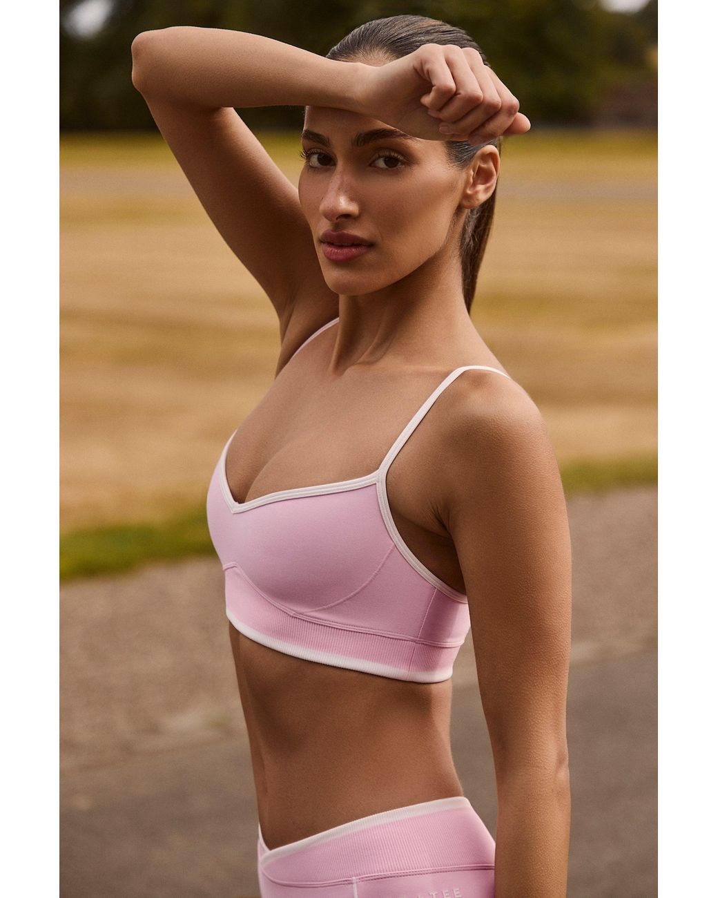 BO+TEE Pink Soft Active Sweetheart-Neck Contrast Sports Bra