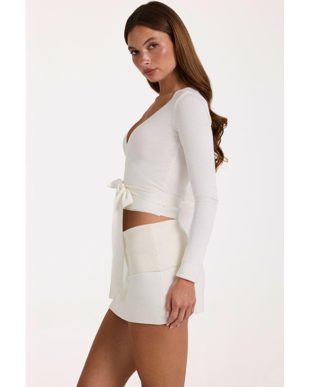 BO+TEE White Soft Knit Mini Skirt