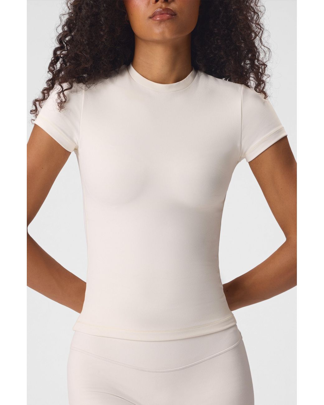 BO+TEE White Soft Active Short Sleeve Top