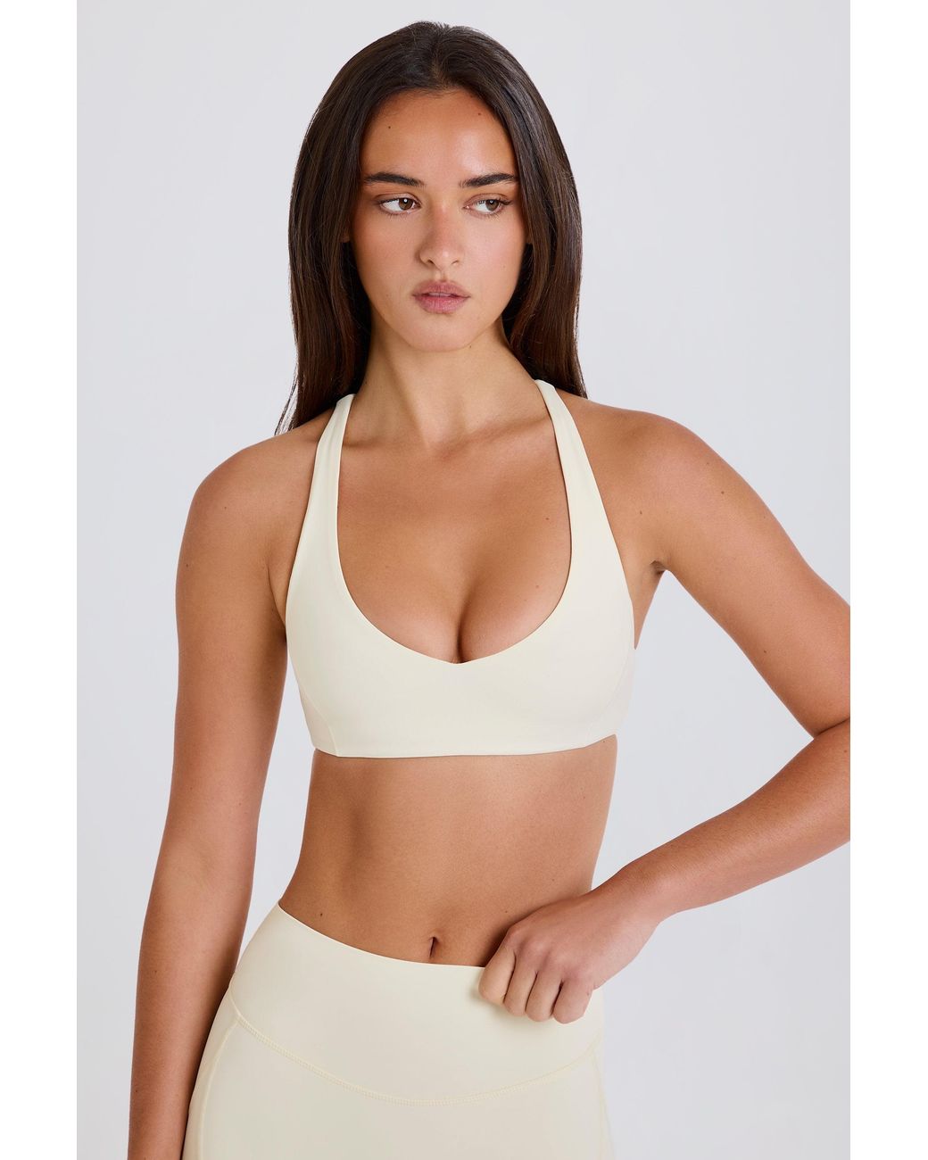 BO+TEE White Crossback V-Neck Sports Bra