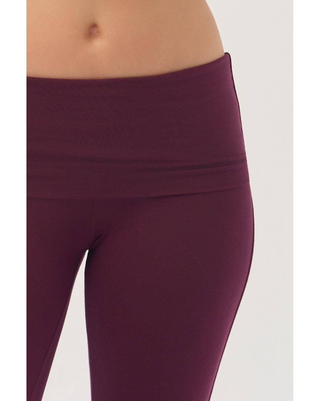BO+TEE Purple Buttercloud 7/8 Leggings