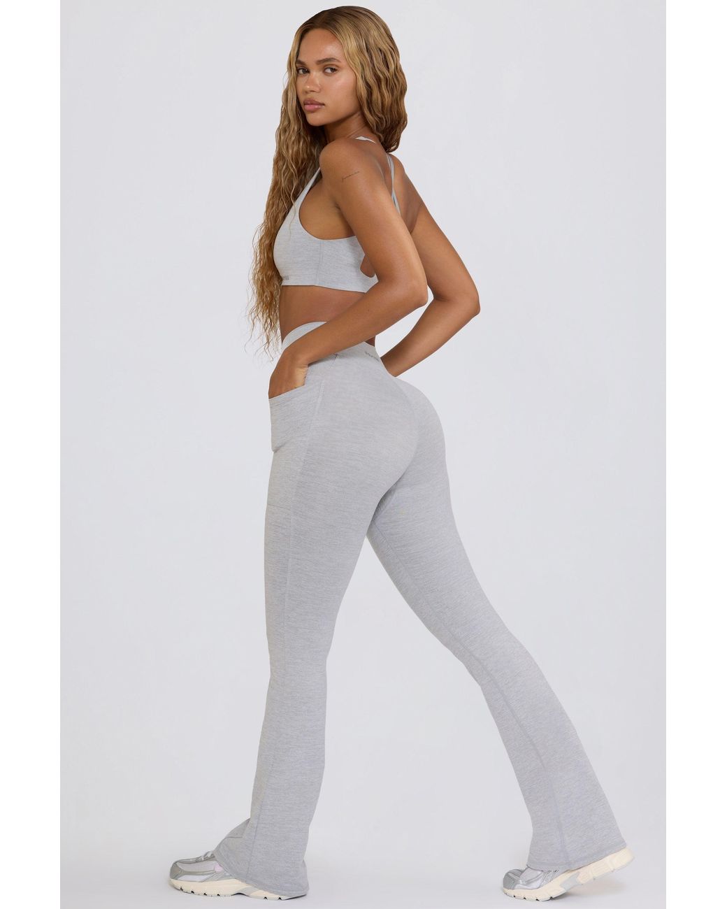 BO+TEE Gray Soft Active V-Waist Flared Leggings