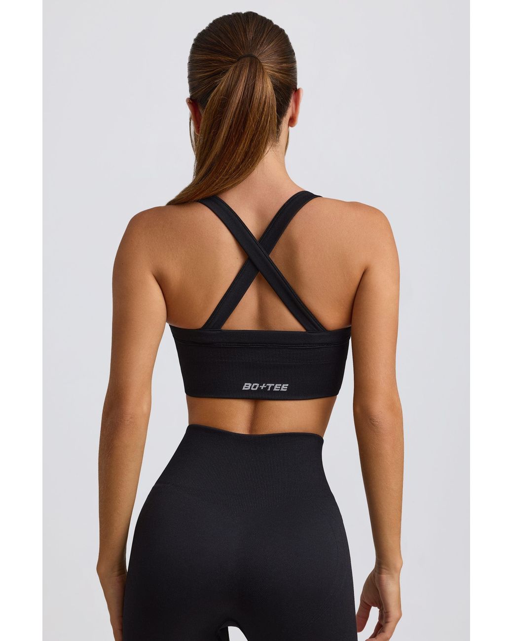 BO+TEE Black Super Sculpt Seamless Crossback Sports Bra