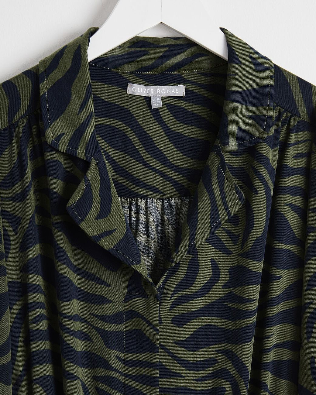 Oliver Bonas Animal Print Khaki Green Jumpsuit Size 6 in Grey Lyst UK