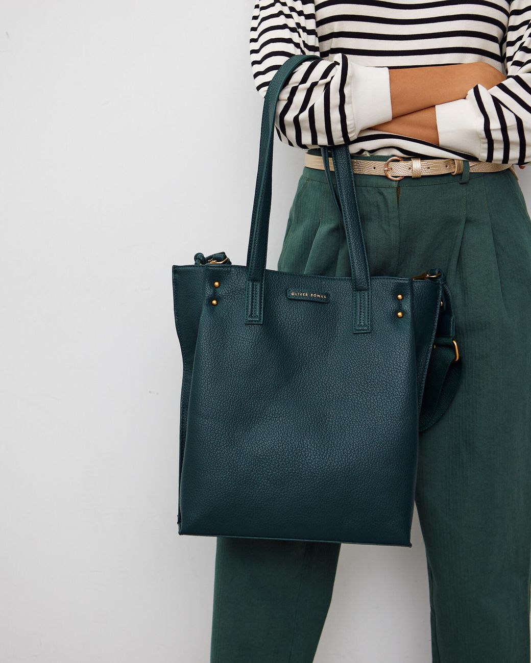 Oliver bonas weekend bag sale
