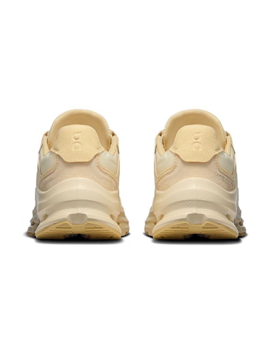 On Shoes Natural Cloudnova Rift