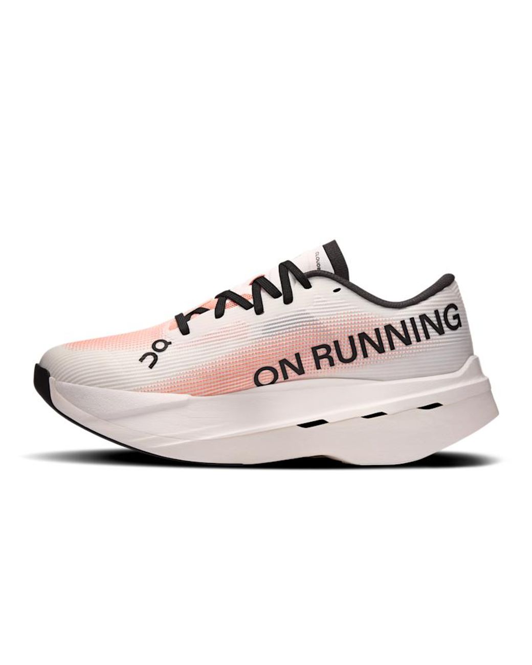 Cloudboom Volt On Shoes en coloris Pink