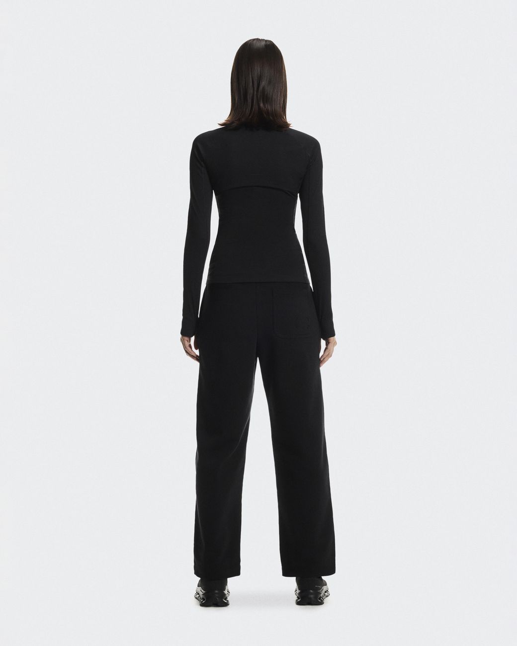 On Shoes Black Club Collective Pants