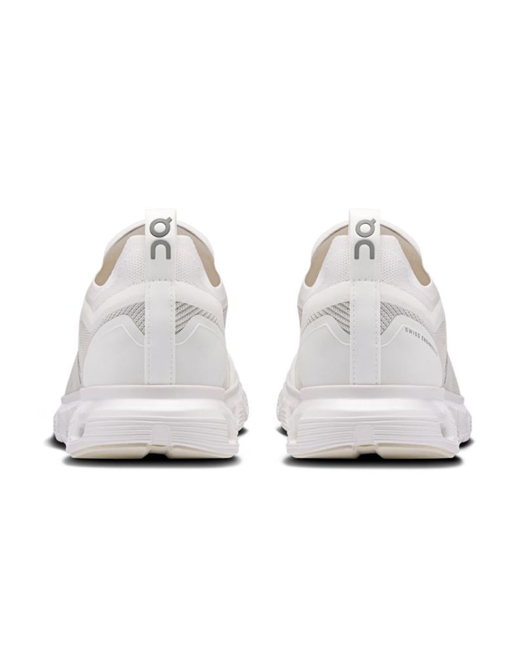 On Shoes White Cloud 6 Versa for men