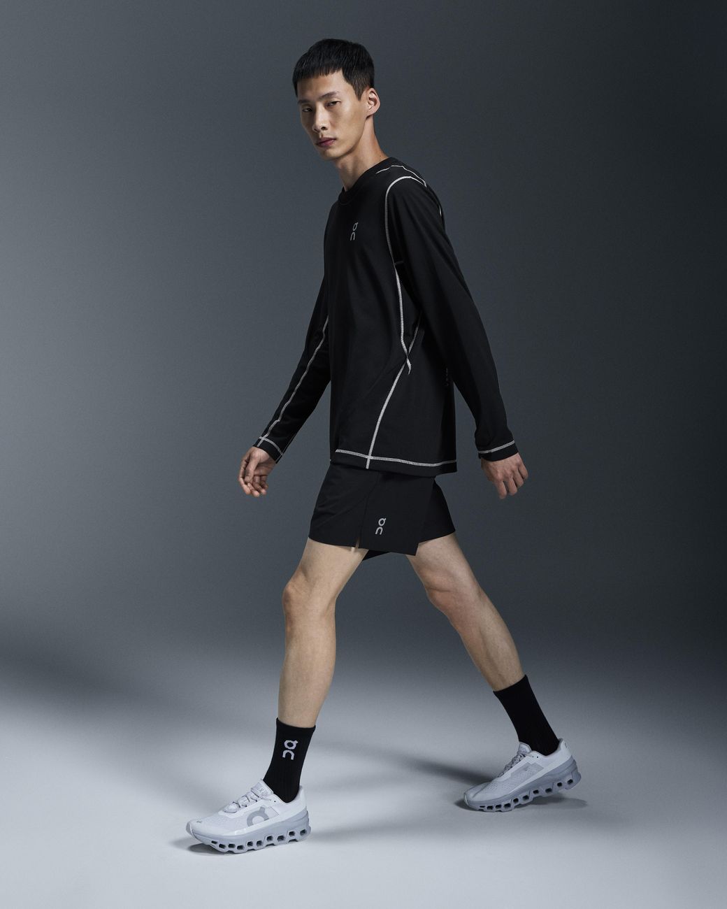 On Shoes Black 5" Core Shorts for men