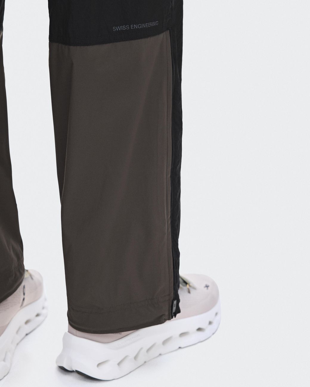 On Shoes Black All-Day Track Pants for men