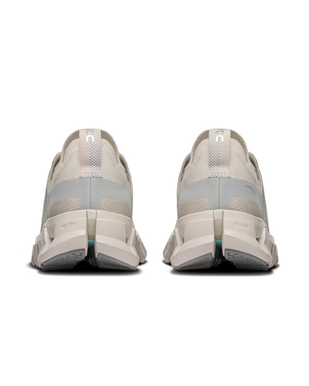 On Shoes Natural Cloudswift 4