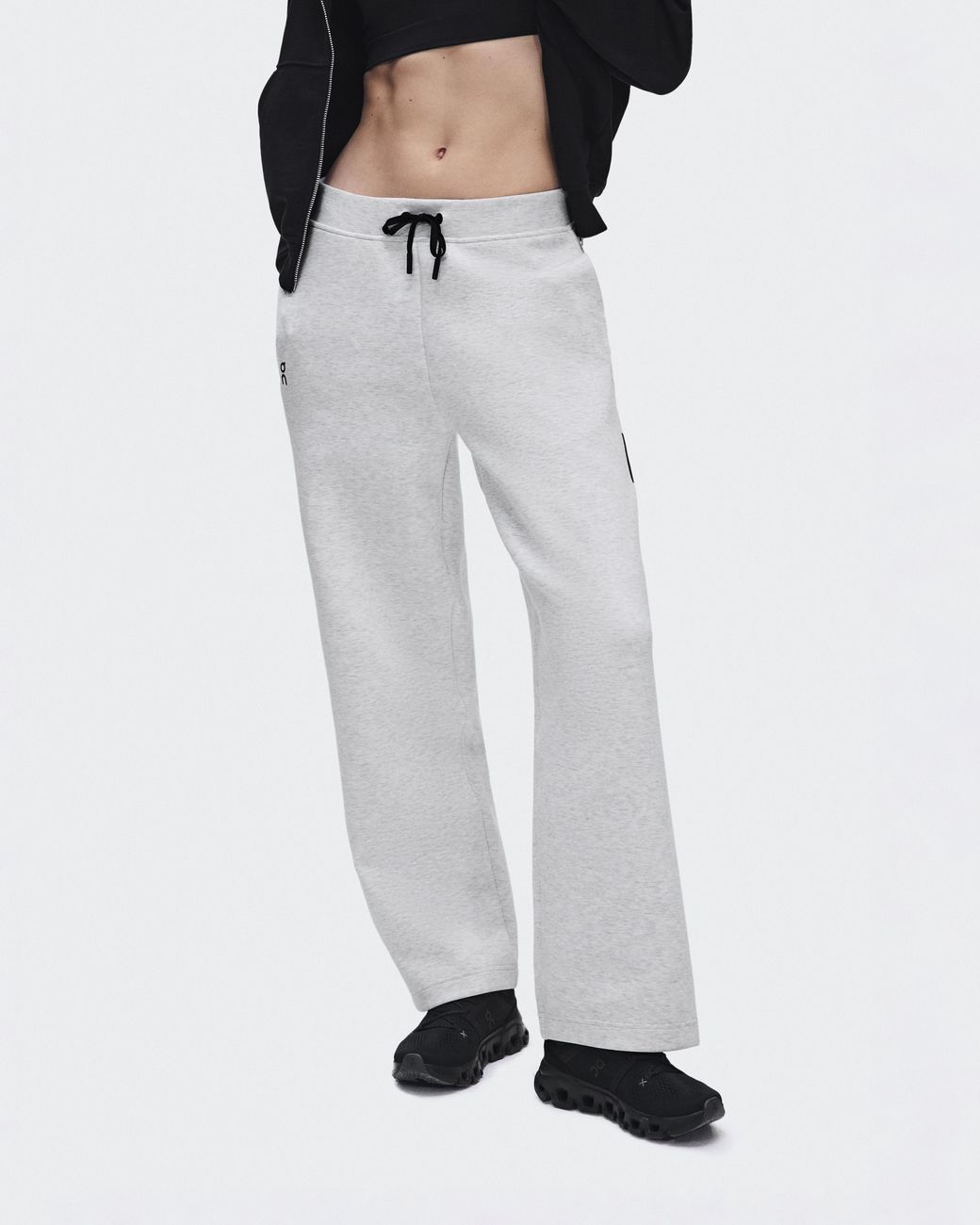 On Shoes White Focus Tech Sweatpants