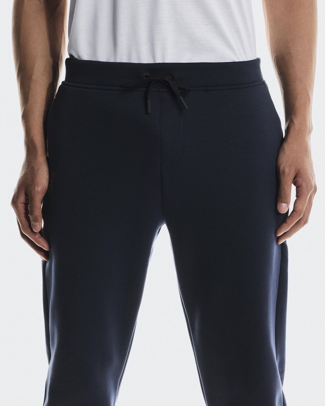 On Shoes White Focus Tech Sweatpants for men