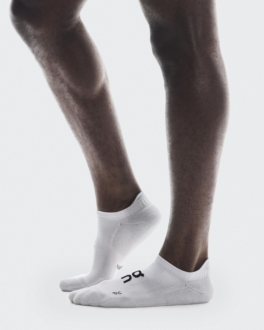 On Shoes White Core Run Sock Low 2P