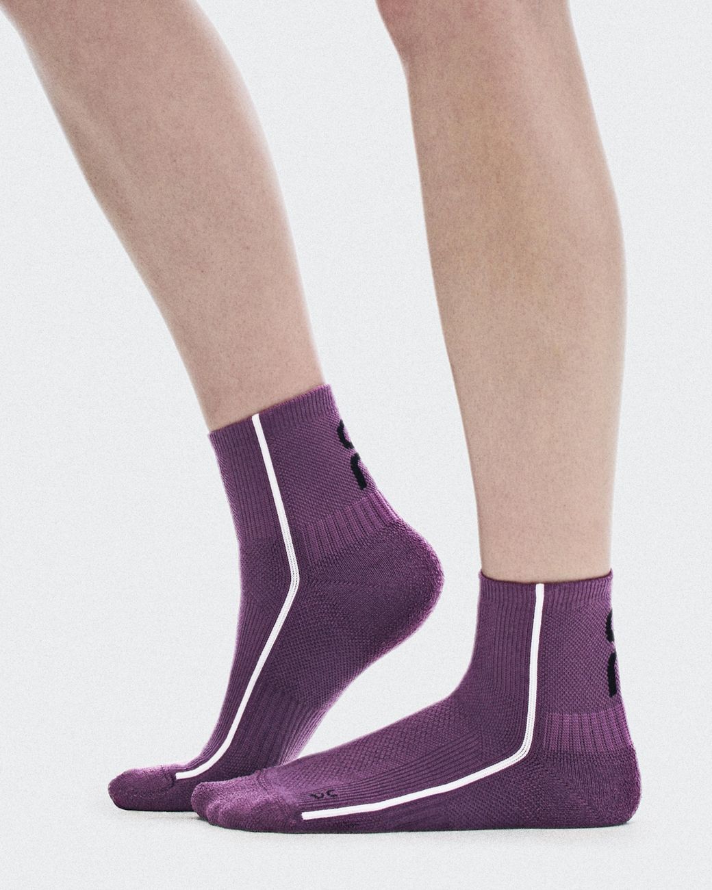 On Shoes Pink Court Sock Mid