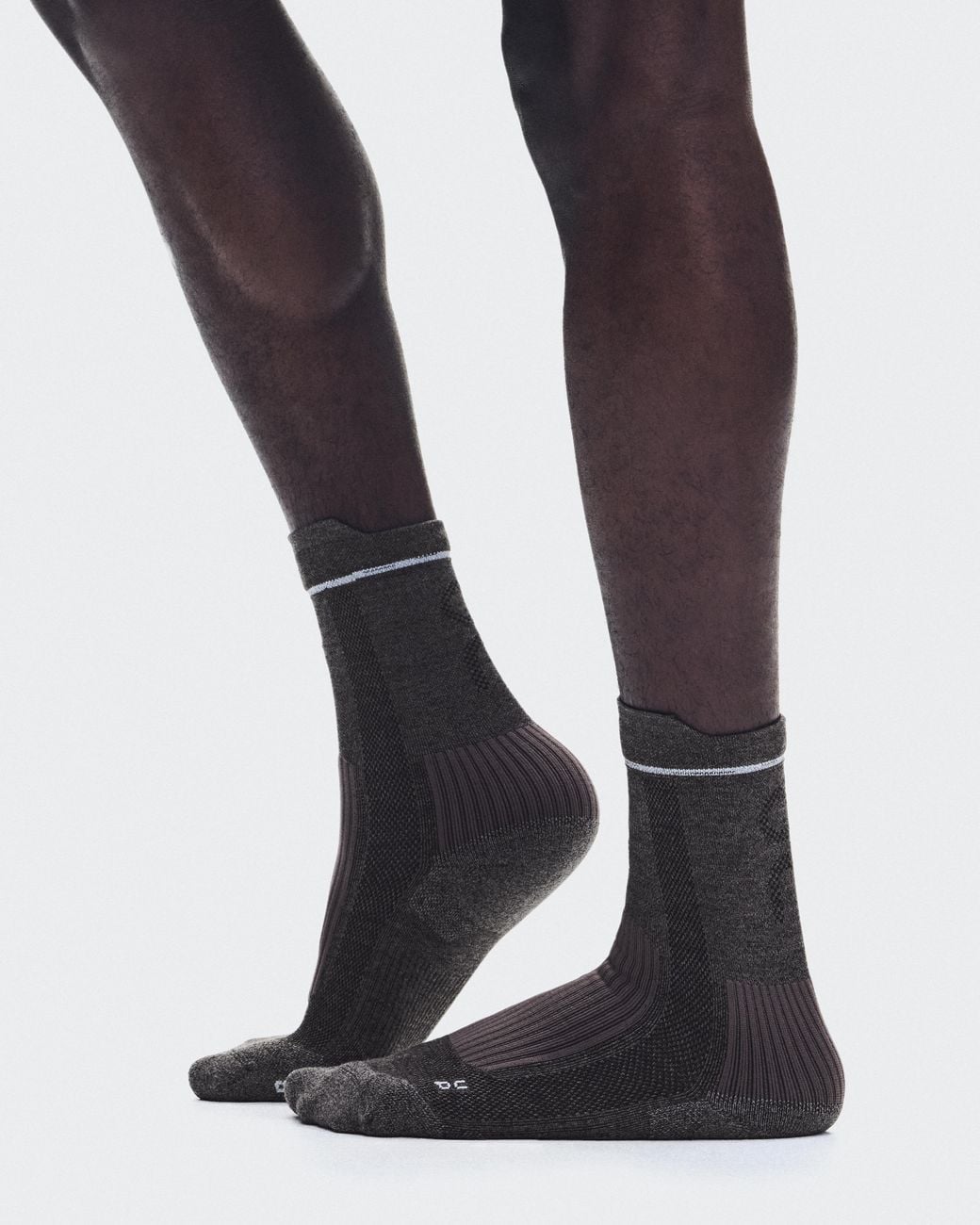 On Shoes Black Merino Ultra Sock