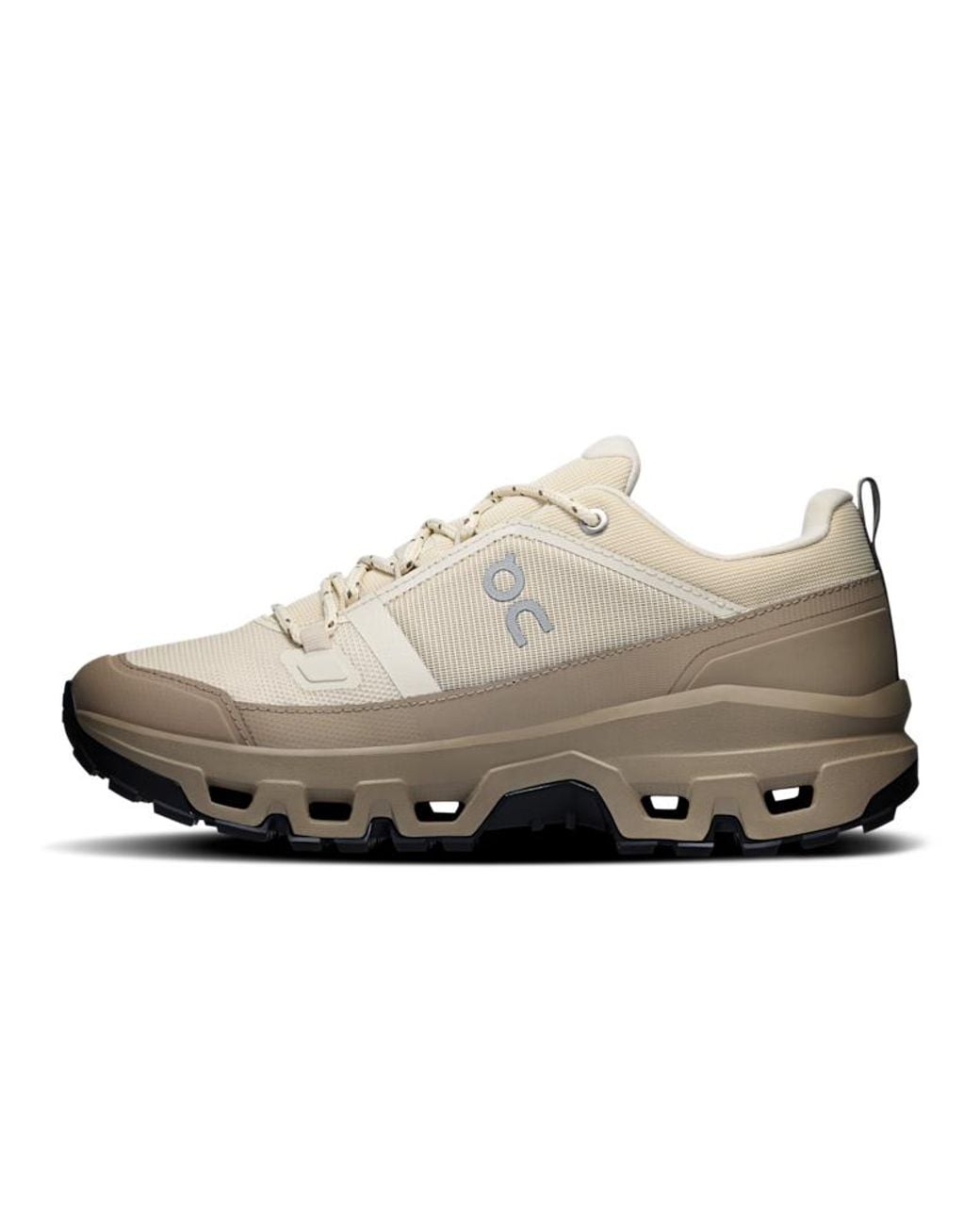 On Shoes Natural Cloudrock Low Waterproof