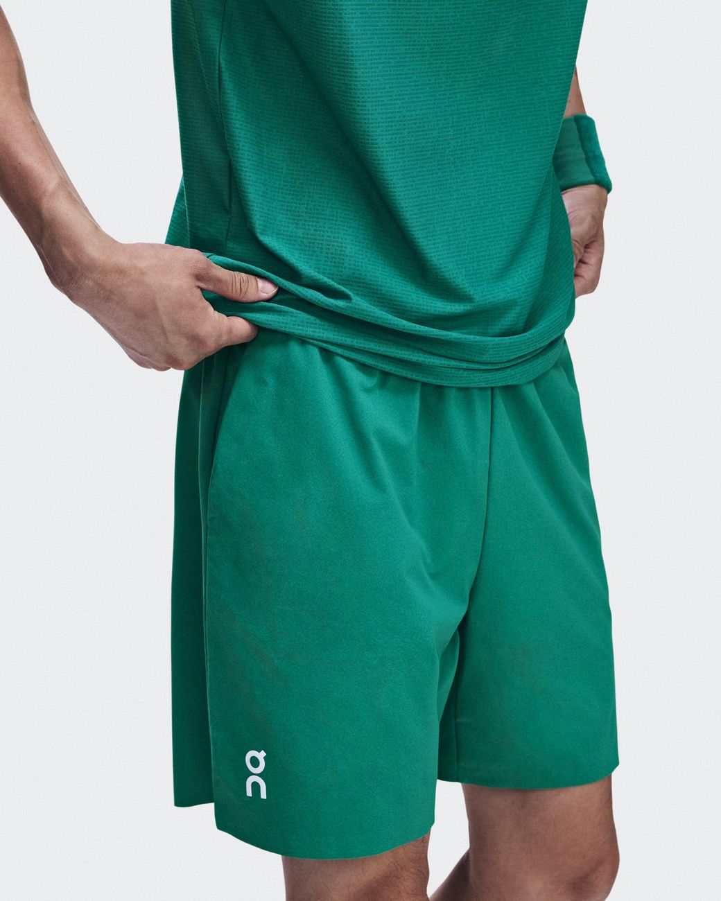 On Shoes Green 7" Court Shorts for men