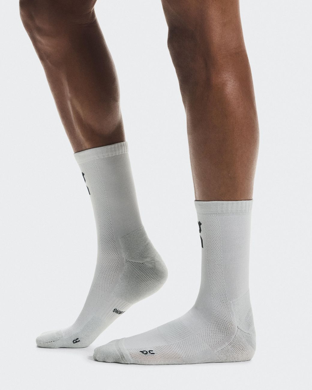 On Shoes White Core Run Sock High 2P