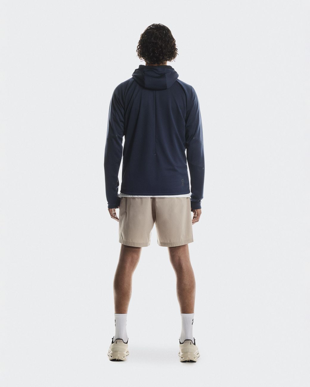 On Shoes Blue 7" Core Shorts for men