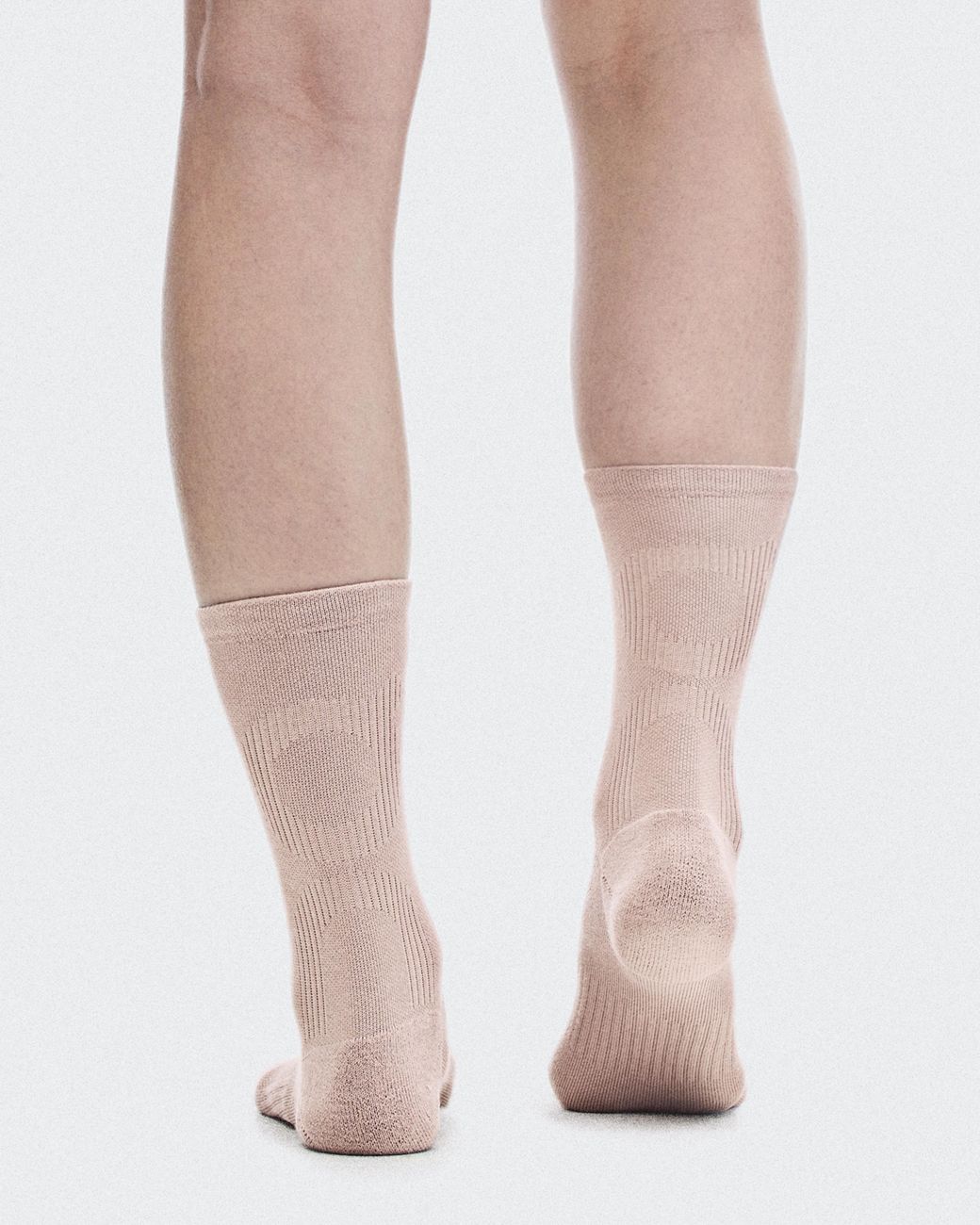 On Shoes White Hybrid Sock High 2P