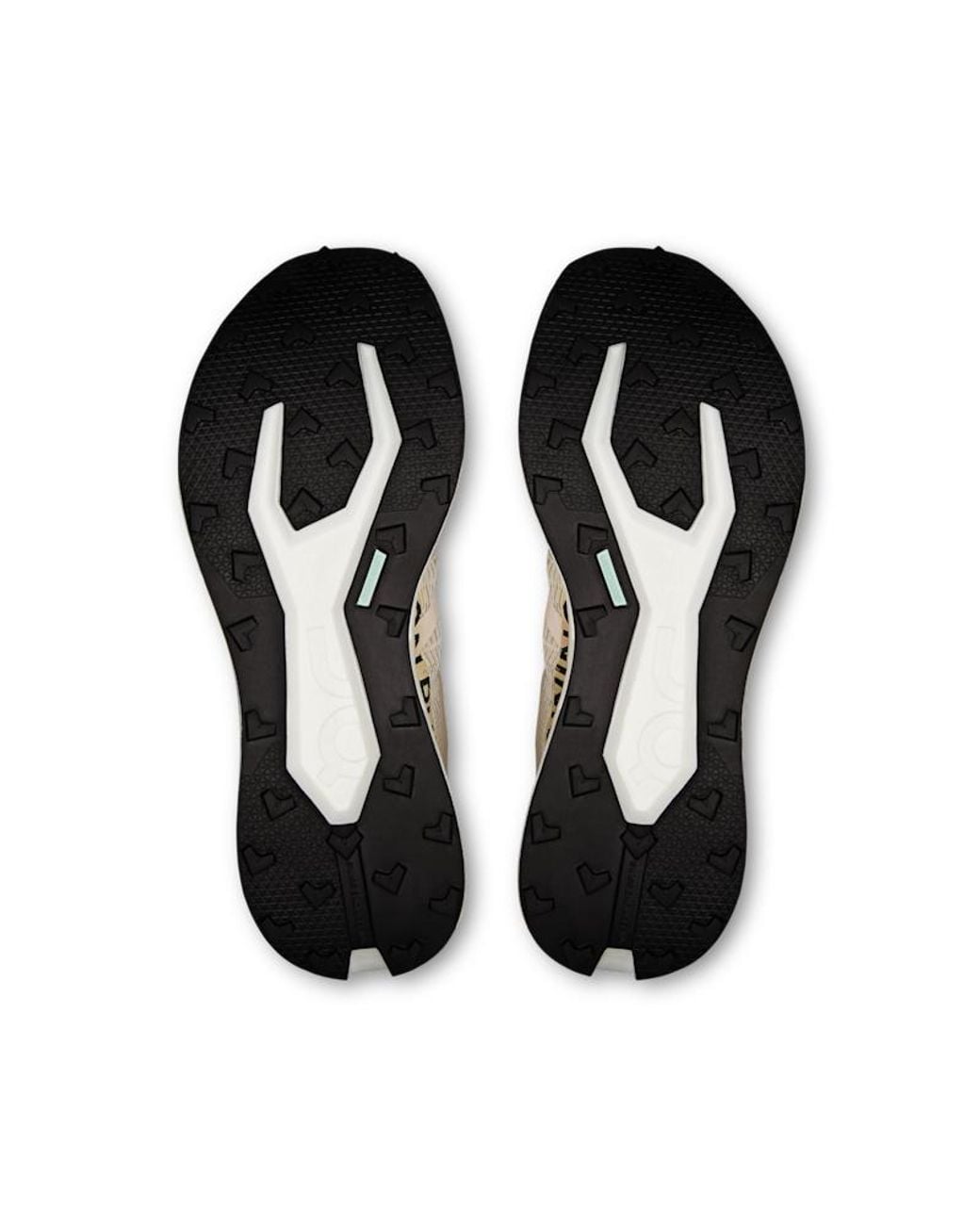 On Shoes Natural Cloudultra Pro
